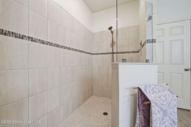 5285 2nd Manor, Vero Beach, FL 32968