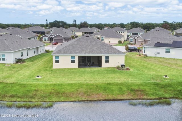 5285 2nd Manor, Vero Beach, FL 32968