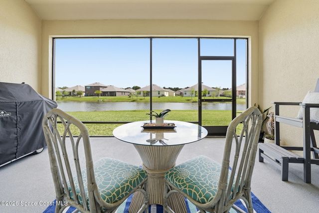 5285 2nd Manor, Vero Beach, FL 32968