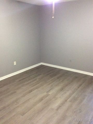 869 Queensbury Drive, Montgomery, AL 36116