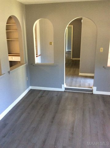 869 Queensbury Drive, Montgomery, AL 36116