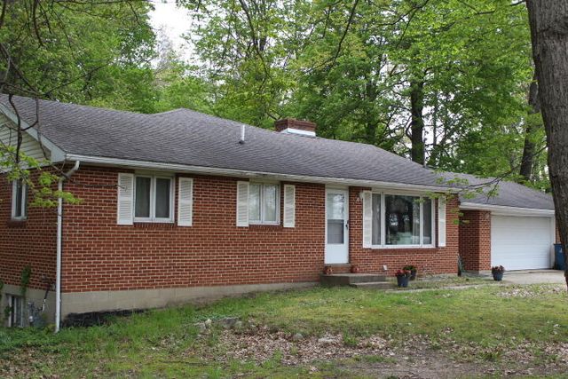 1225 102nd Avenue, Plainwell, MI 49080