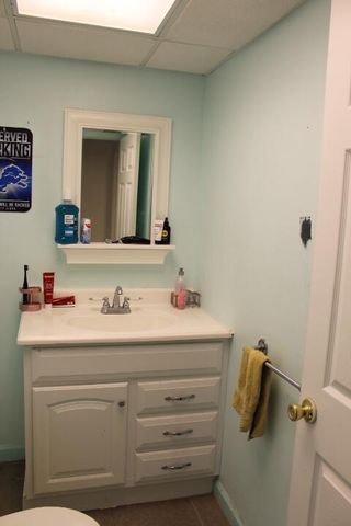 1225 102nd Avenue, Plainwell, MI 49080