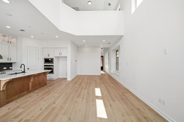 16715 Lake Austin Street, Cypress, TX 77433