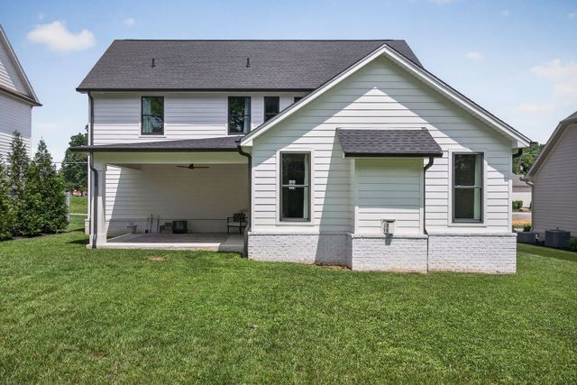 920 Wall Ave, Cookeville, TN 38501