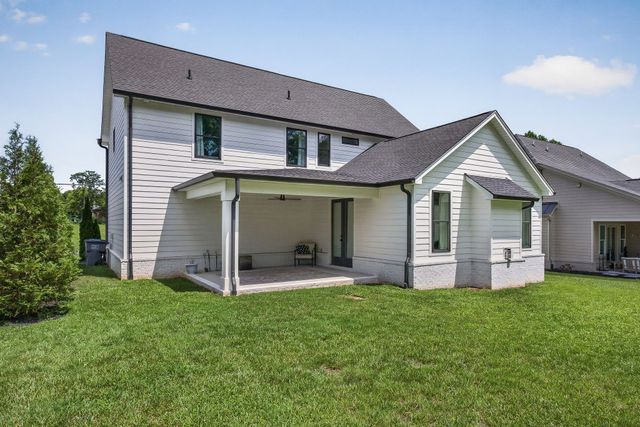 920 Wall Ave, Cookeville, TN 38501