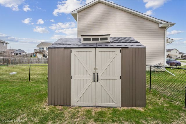 2310 Windcrest Drive, Granger, IA 50109