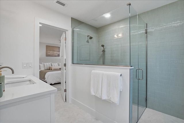 618 GLADSTONE LANE, Holmes Beach, FL 34217