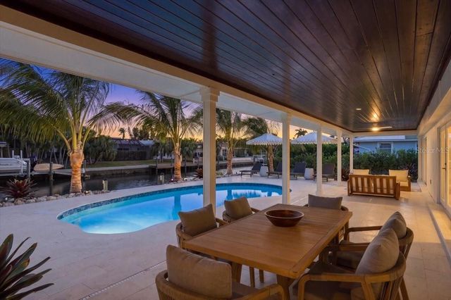 618 GLADSTONE LANE, Holmes Beach, FL 34217