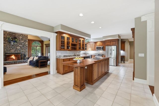 17 Jacob Amsden Road, Westborough, MA 01581