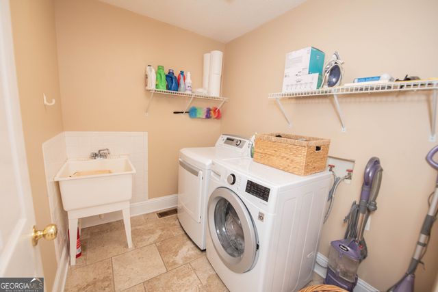 502 Granada Terrace, Warner Robins, GA 31088