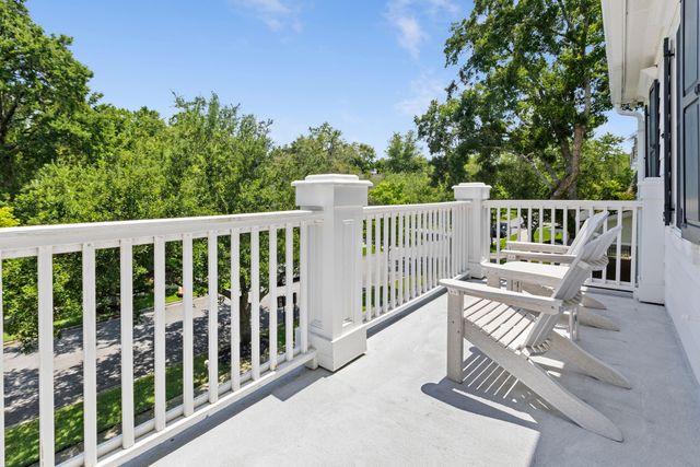 131 Balfour Drive, Daniel Island, SC 29492