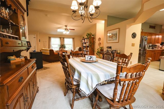 20564 E Dixie Parkway, Tahlequah, OK 74464
