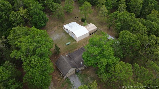 20564 E Dixie Parkway, Tahlequah, OK 74464