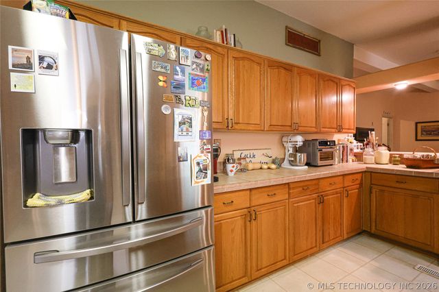 20564 E Dixie Parkway, Tahlequah, OK 74464