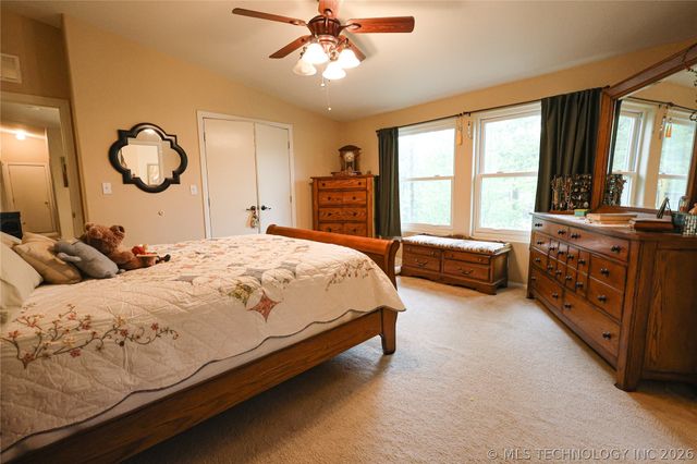 20564 E Dixie Parkway, Tahlequah, OK 74464