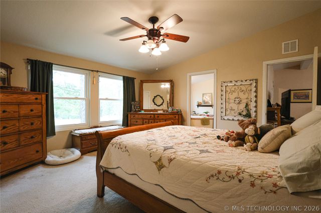 20564 E Dixie Parkway, Tahlequah, OK 74464