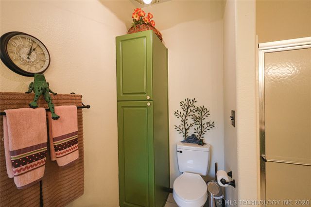 20564 E Dixie Parkway, Tahlequah, OK 74464