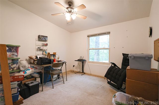 20564 E Dixie Parkway, Tahlequah, OK 74464