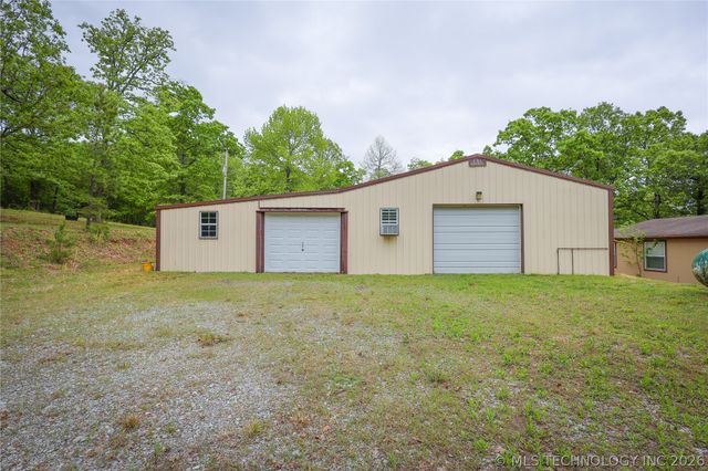 20564 E Dixie Parkway, Tahlequah, OK 74464