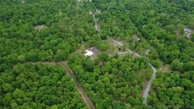 20564 E Dixie Parkway, Tahlequah, OK 74464