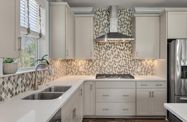 116 Antilles Circle, Charleston, SC 29492