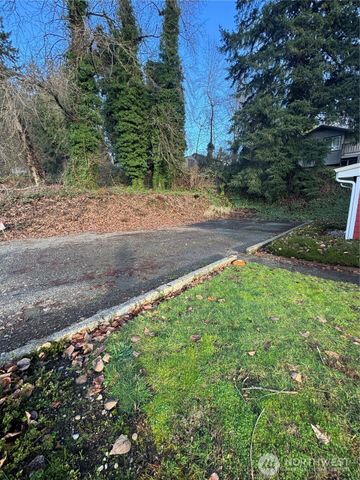 522 H Street SW, Tumwater, WA 98512