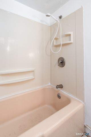 25 Lynn Avenue, Plymouth, CT 06786