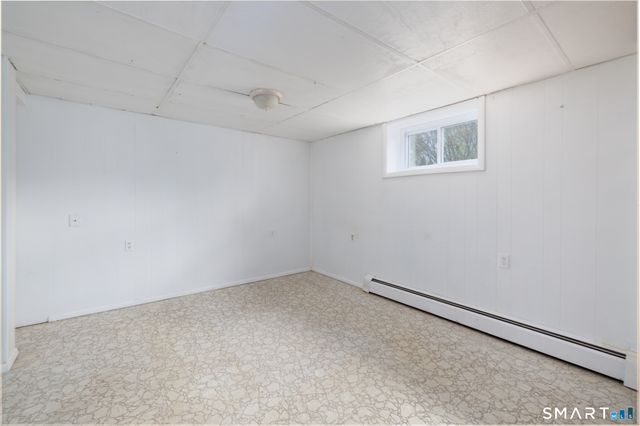 25 Lynn Avenue, Plymouth, CT 06786