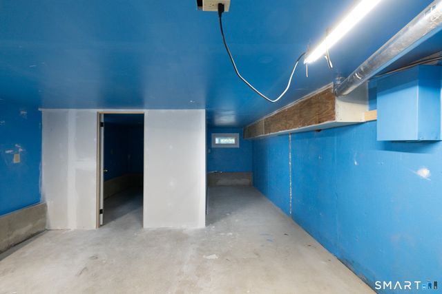 25 Lynn Avenue, Plymouth, CT 06786