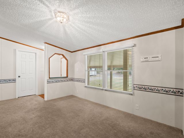 50 Paradise Ln, Hornbeck, LA 71439