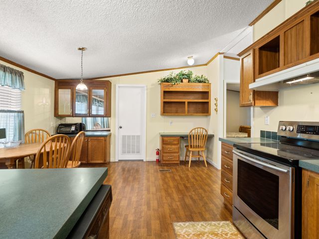 50 Paradise Ln, Hornbeck, LA 71439