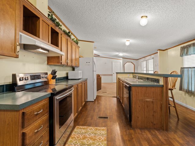 50 Paradise Ln, Hornbeck, LA 71439