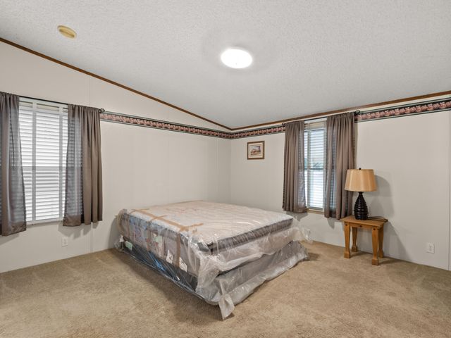 50 Paradise Ln, Hornbeck, LA 71439