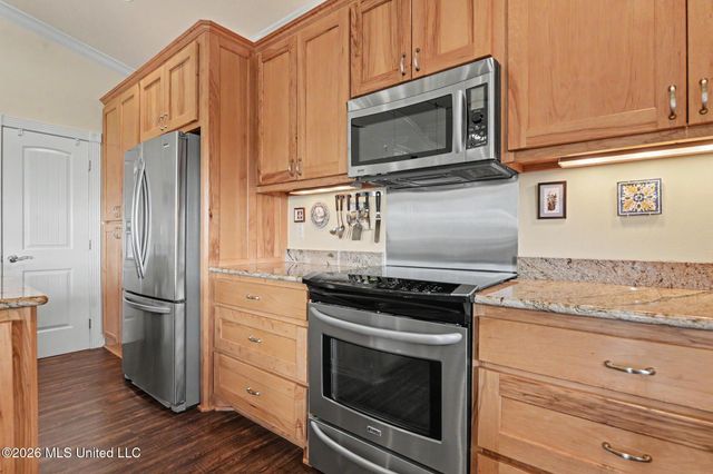 124 Elm Lane, Pass Christian, MS 39571