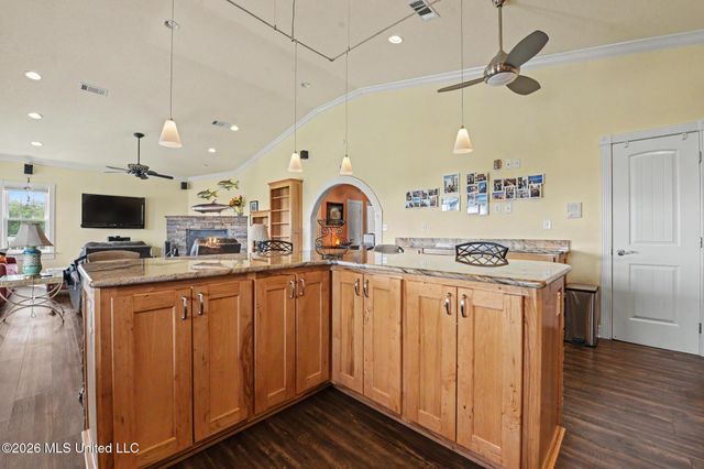 124 Elm Lane, Pass Christian, MS 39571