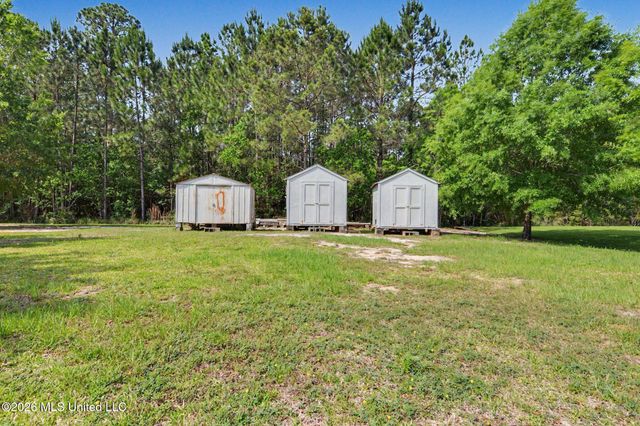 124 Elm Lane, Pass Christian, MS 39571