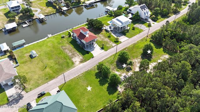 124 Elm Lane, Pass Christian, MS 39571