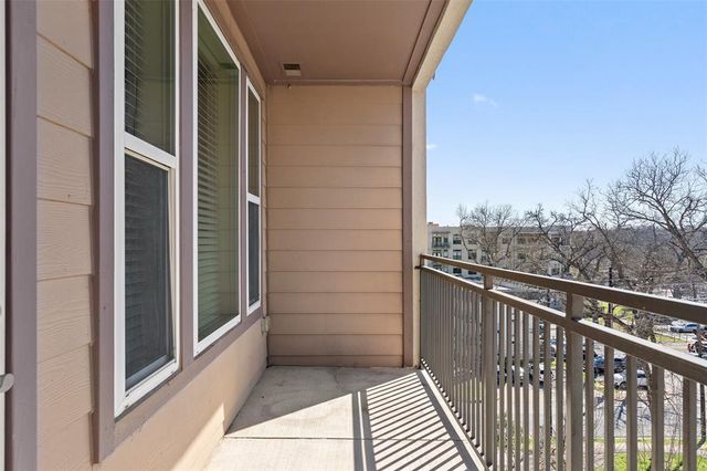 1900 Barton Springs RD 5007, Austin, TX 78704