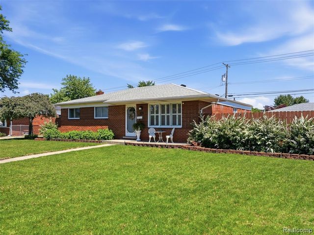 33810 Brookshire Drive, Sterling Heights, MI 48312