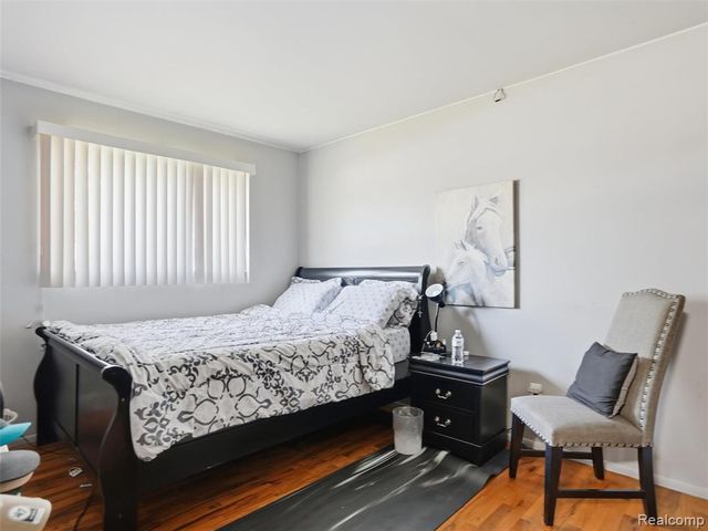 33810 Brookshire Drive, Sterling Heights, MI 48312