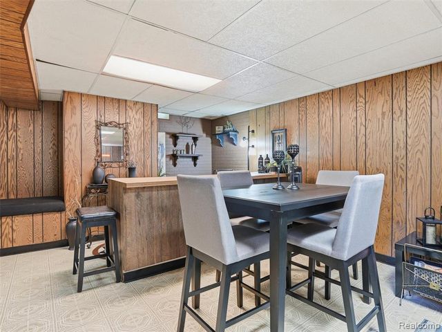 33810 Brookshire Drive, Sterling Heights, MI 48312