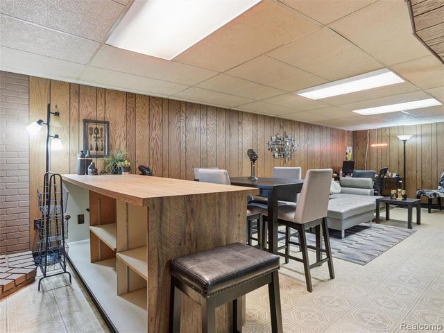 33810 Brookshire Drive, Sterling Heights, MI 48312