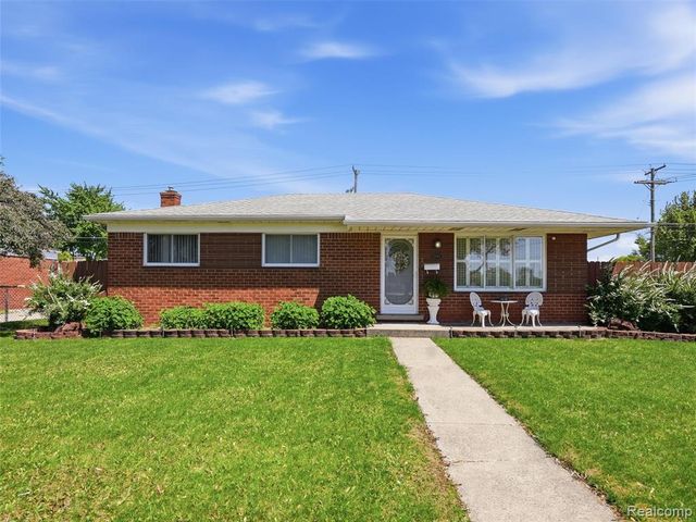 33810 Brookshire Drive, Sterling Heights, MI 48312
