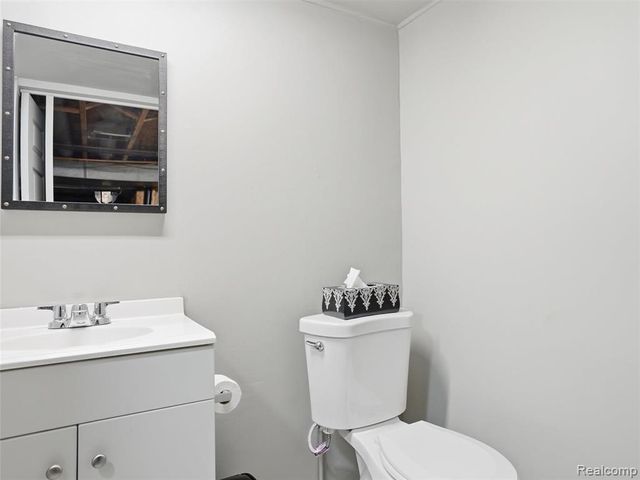 33810 Brookshire Drive, Sterling Heights, MI 48312