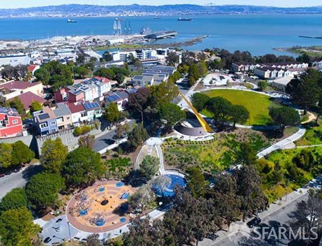 182 Jerrold Avenue, San Francisco, CA 94124