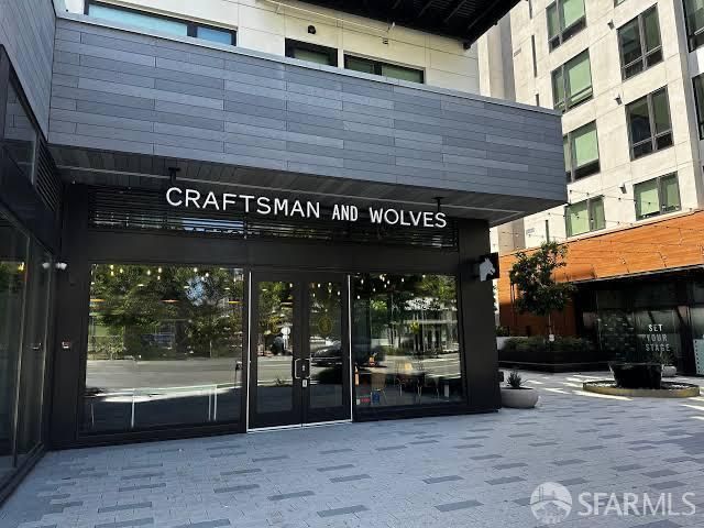 182 Jerrold Avenue, San Francisco, CA 94124