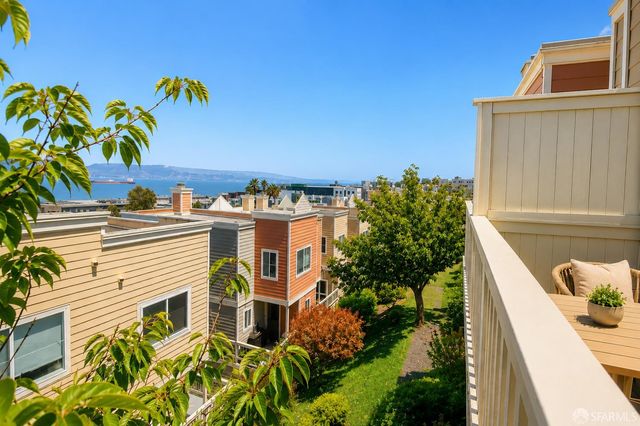 182 Jerrold Avenue, San Francisco, CA 94124