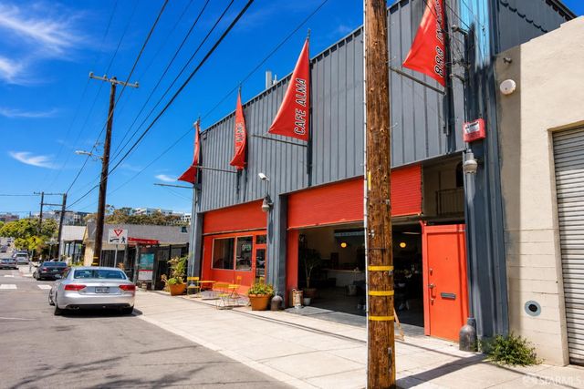 182 Jerrold Avenue, San Francisco, CA 94124