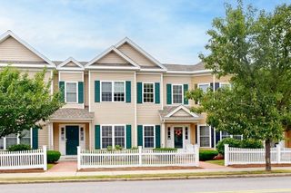 215 Harvard 19, Medford, MA 02155